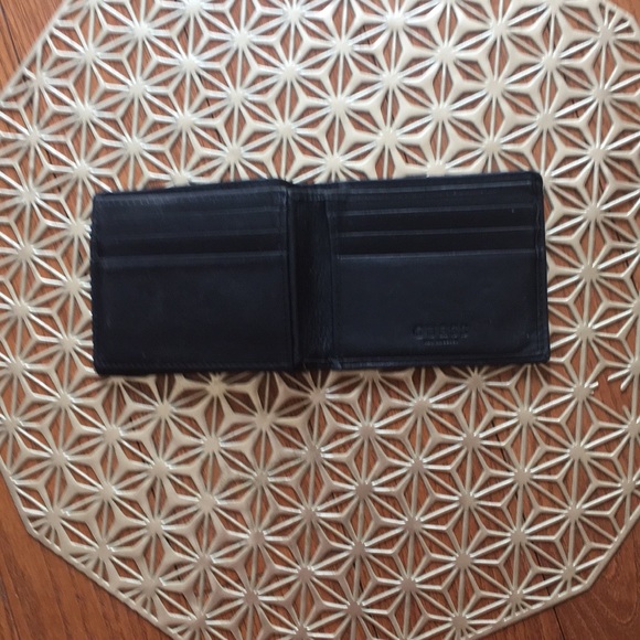💰🛍🔆Guess wallet (mens) - Picture 2 of 9